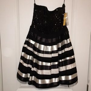 Black and white evening mini